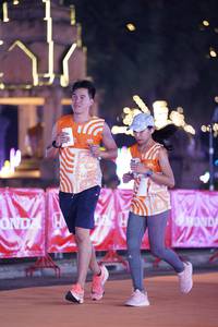 BIB: 
                            <button type="button" onclick="openModal(24549752)" class="btn btn-primary btn-sm float-right btn-popup" data-toggle="modal" data-target=".modal-high-quality">
                        <i class="fas fa-shopping-cart"></i> Add to Cart
                    </button>
                                            <button type="button" onclick="isThisMe(24549752, true)" class="btn btn-success btn-sm float-right btn-popup btn-isme hidden" data-toggle="tooltip" data-placement="bottom" title="นี่คือรูปของคุณใช่ไหม คลิกที่นี่เพื่อเอาเข้าอัลบั้ม">
                        <i class="fas fa-plus"></i> Add to album
                    </button>
                    <button type="button" onclick="isThisMe(24549752, false)" class="btn btn-warning btn-sm float-right btn-popup btn-isnotme hidden">
                        <i class="fas fa-ban"></i> Remove from album
                    </button>